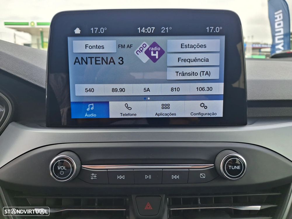 Ford Focus 1.0 EcoBoost MHEV ST-Line - 25