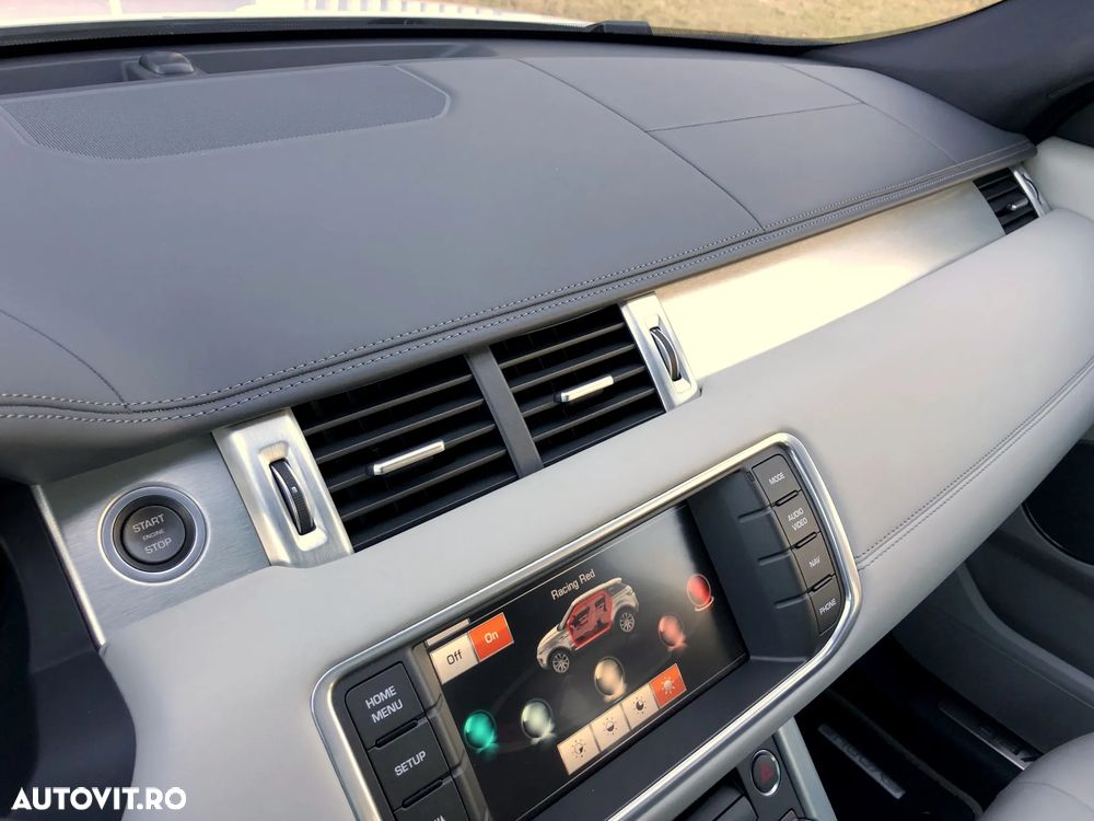 Land Rover Range Rover Evoque - 26