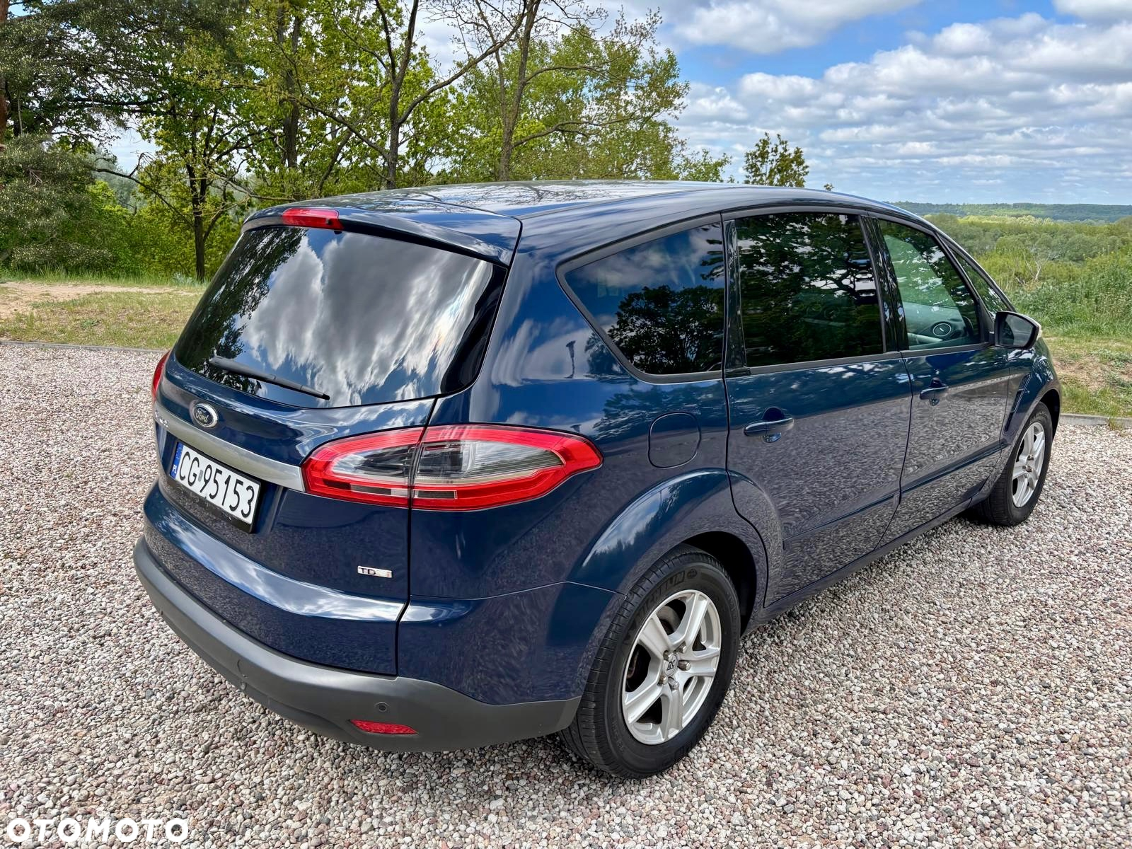Ford S-Max - 10