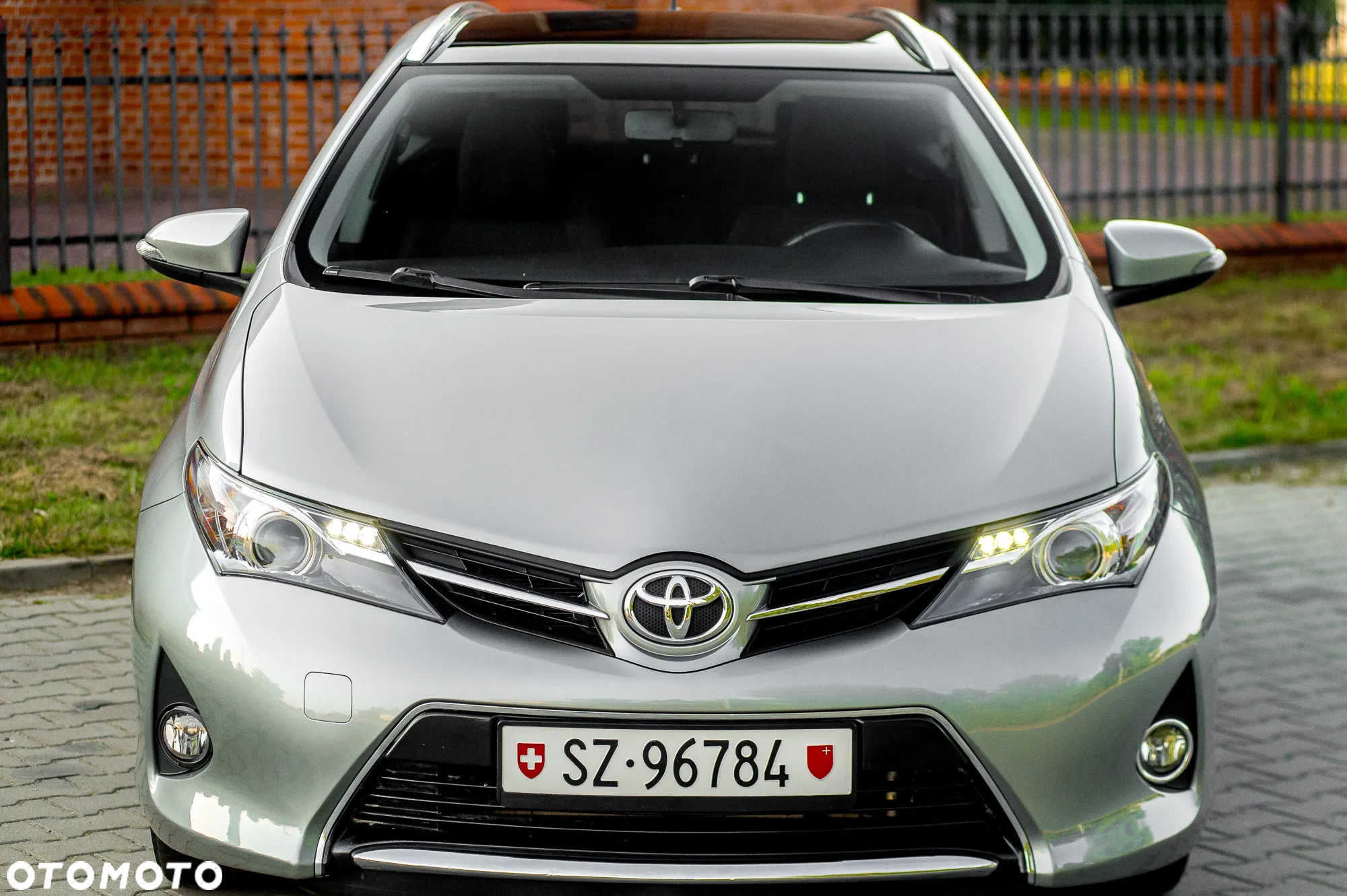 Toyota Auris - 16