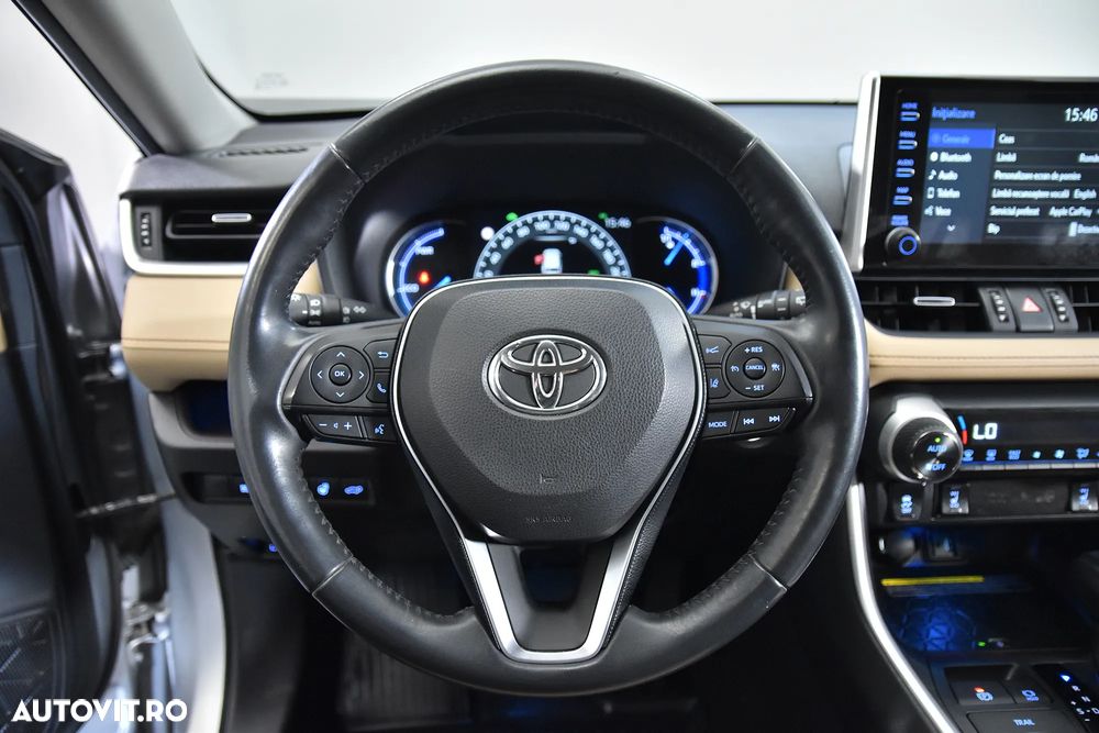 Toyota RAV4 - 16