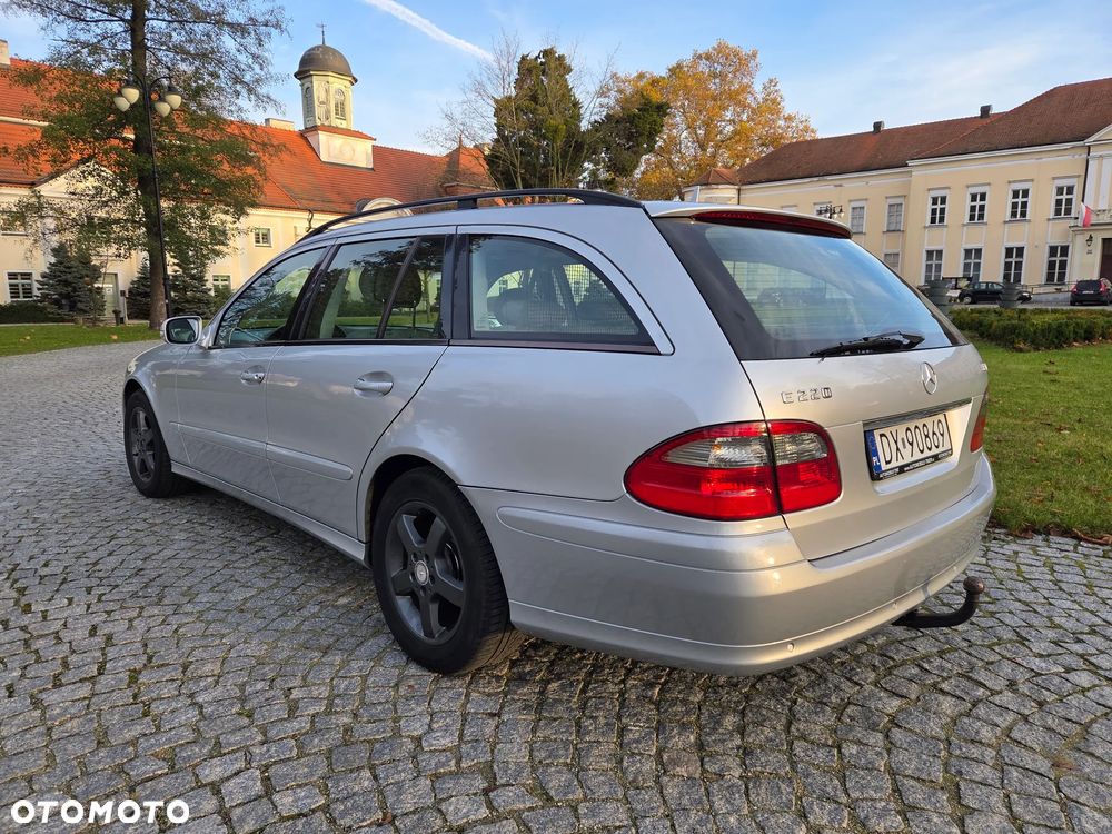 Mercedes-Benz Klasa E 220 CDI Classic BusinessEDITION - 7