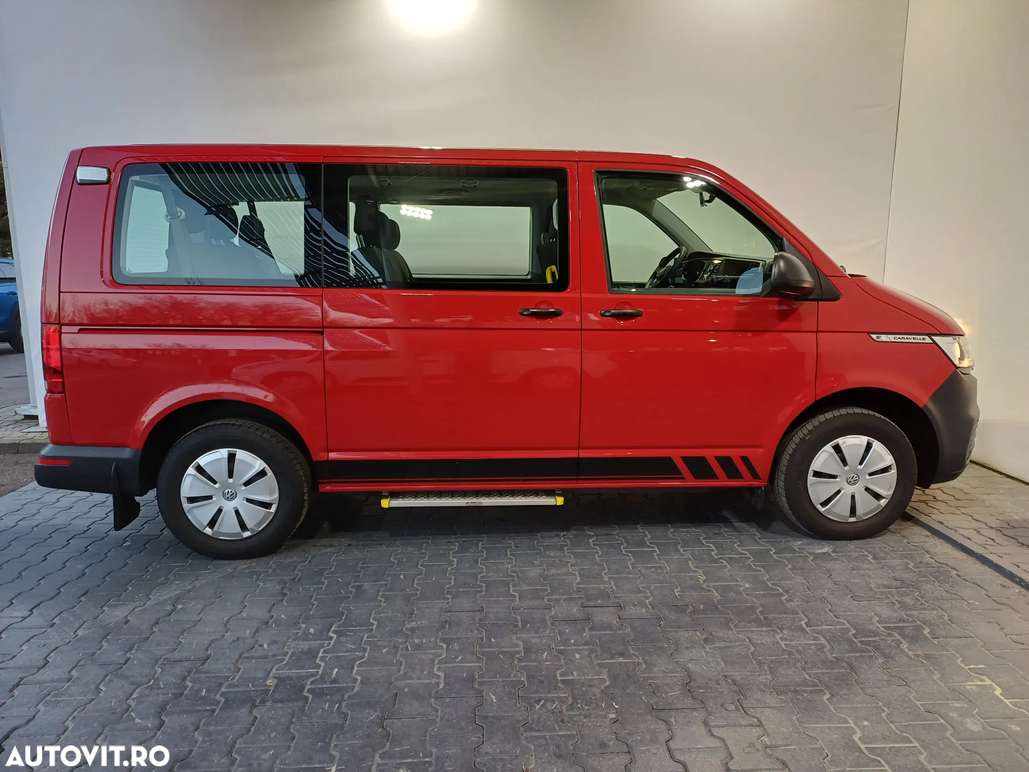 Volkswagen Caravelle T6.1 2.0 TDI 81 kW KR Comfortline - 19