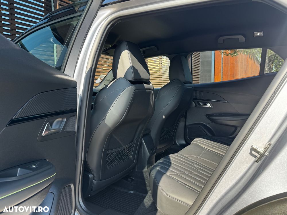 Peugeot 2008 1.2 PureTech EAT8 STT GT - 15