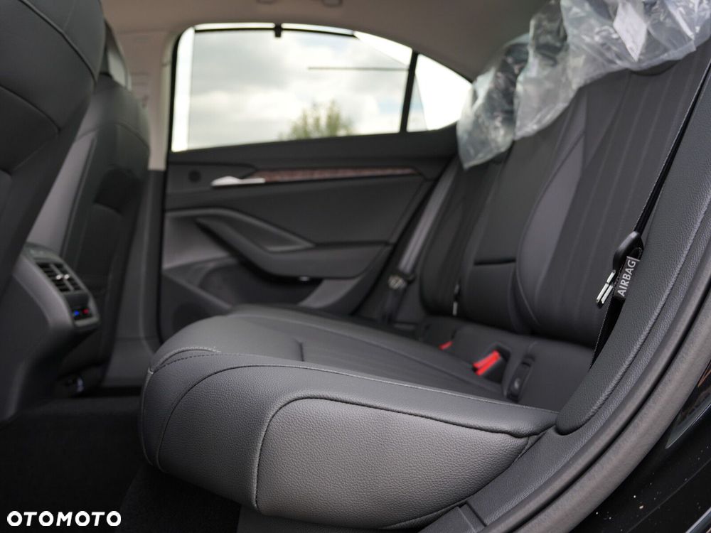 Skoda Superb 2.0 TDI SCR 4x4 L&K DSG - 34
