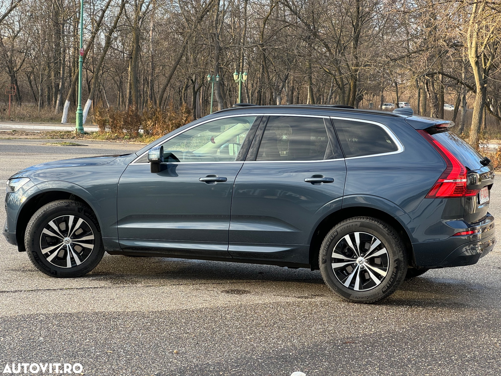 Volvo XC 60 B5 B Geartronic Momentum Pro - 4