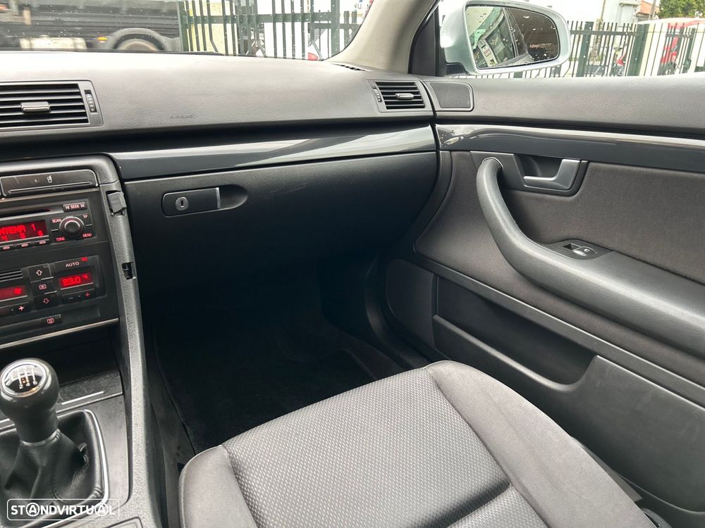 Audi A4 Avant 1.9 TDI M6 Sport - 12