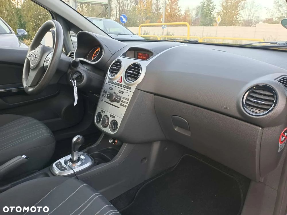 Opel Corsa - 16