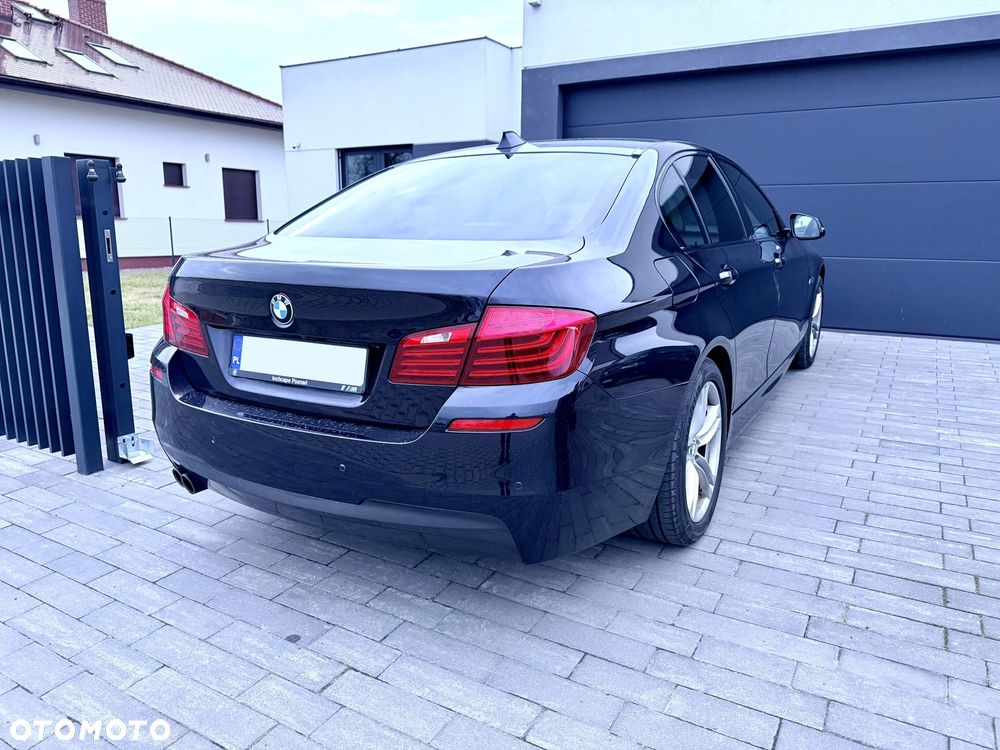 BMW Seria 5 525d xDrive - 4
