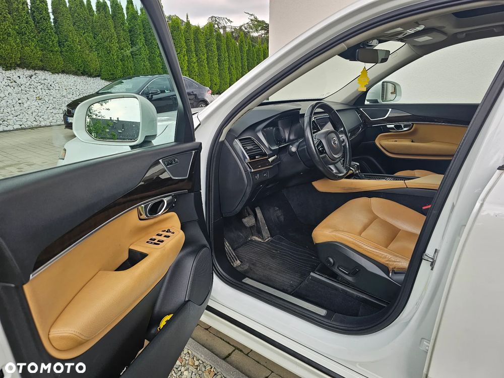 Volvo XC 90 T6 AWD Momentum 7os - 21