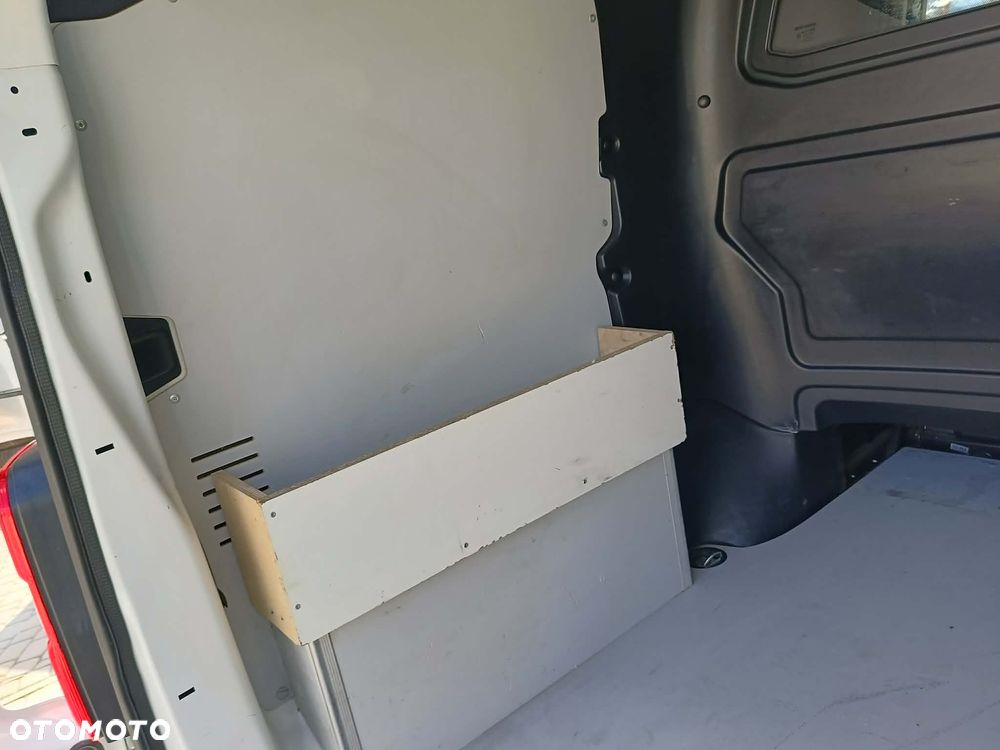 Opel Vivaro - 14