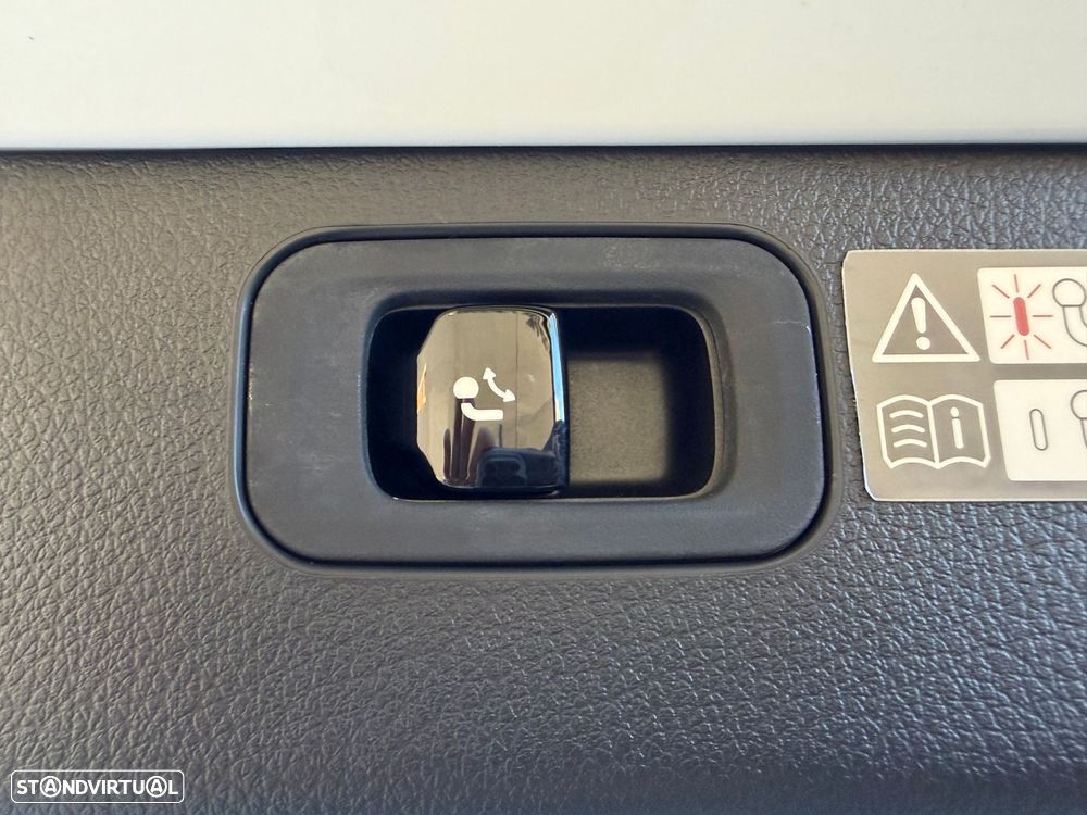 Mercedes-Benz C 300 de 4Matic T 9G-TRONIC AMG Line - 27