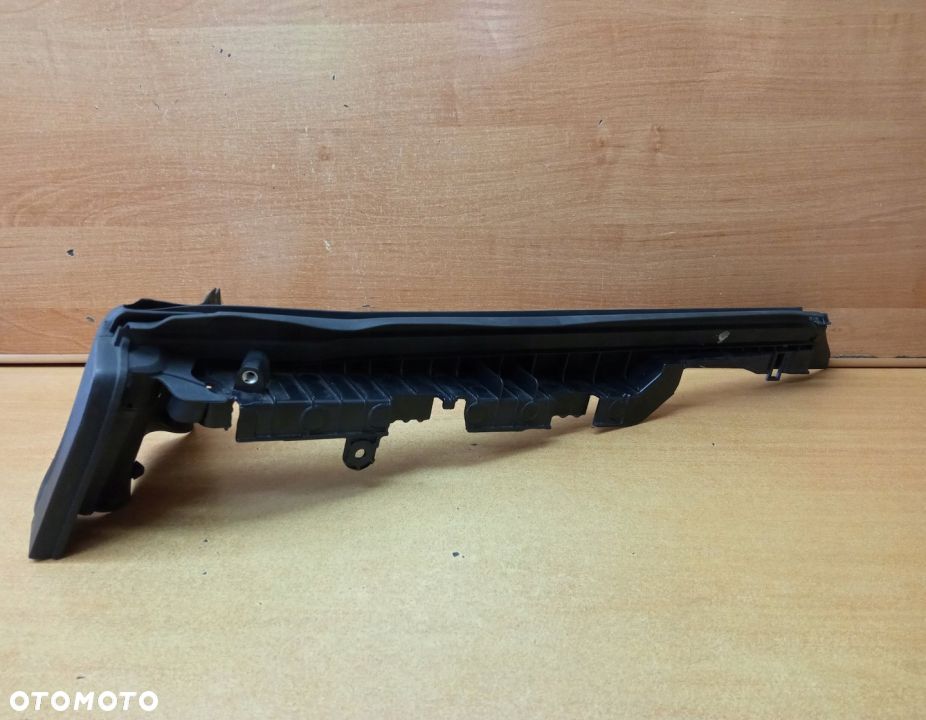 USZCZELKA SZYBY PRAWA PRZEDNIA MERCEDES SL R231 - 2