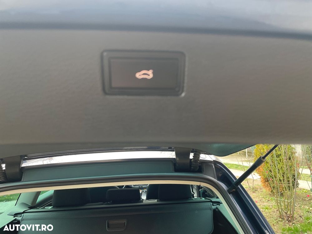 Volkswagen Passat - 8