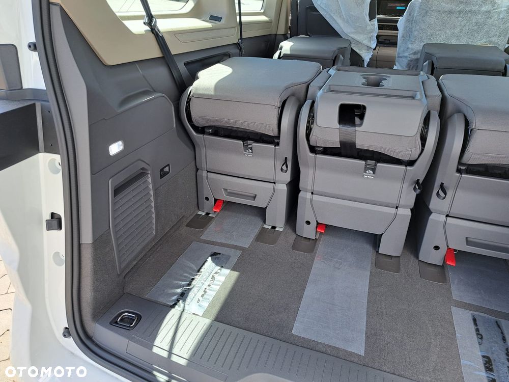 Volkswagen Multivan 2.0 TDI L2 Family DSG - 13
