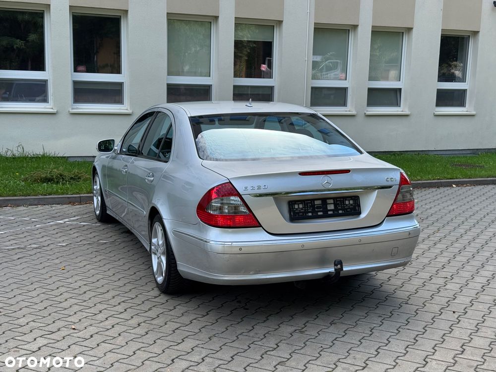 Mercedes-Benz Klasa E 220 CDI Automatik Avantgarde - 11