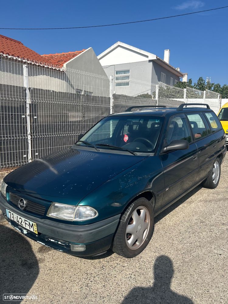 Opel Astra Caravan 1.4i Club - 1