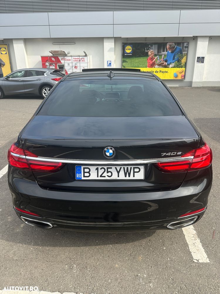 BMW Seria 7 740e iPerformance - 5
