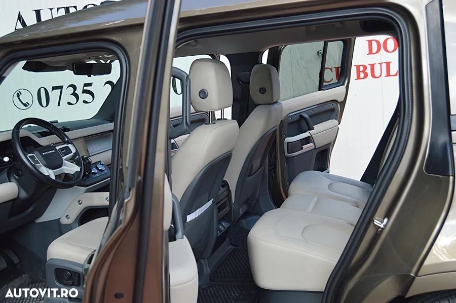 Land Rover Defender - 18