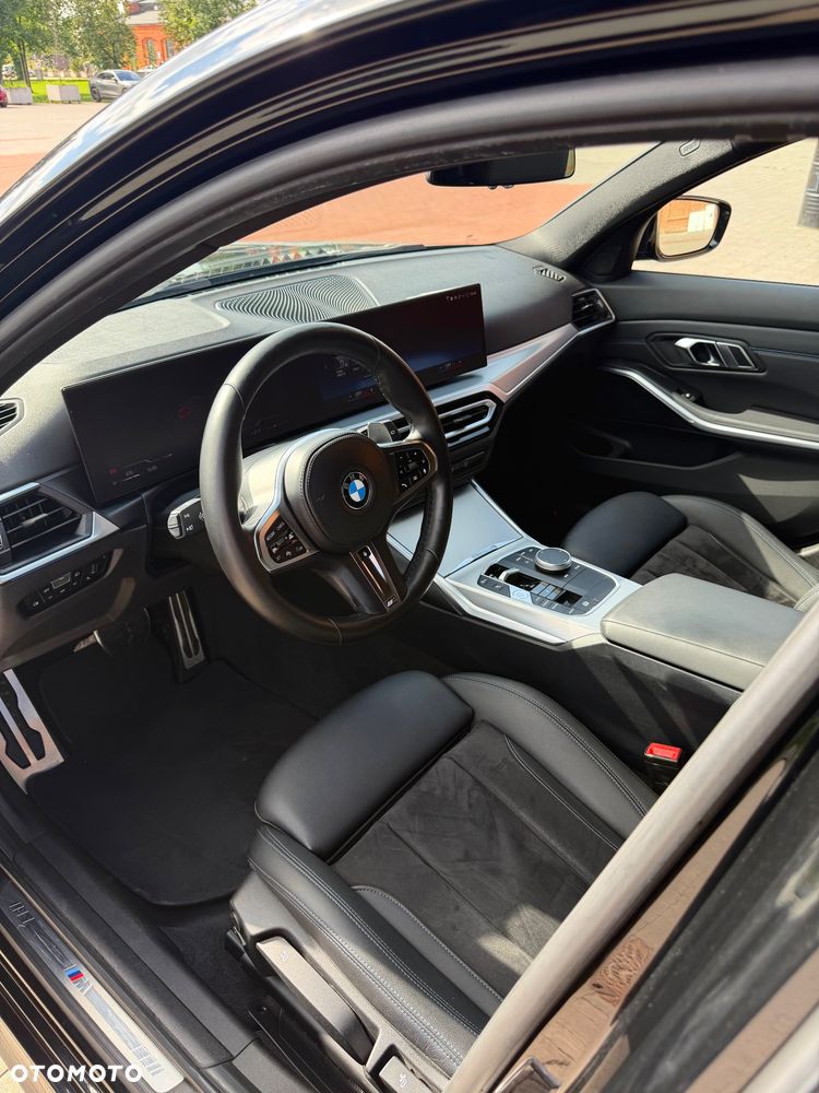 BMW Seria 3 320d xDrive mHEV M Sport - 15
