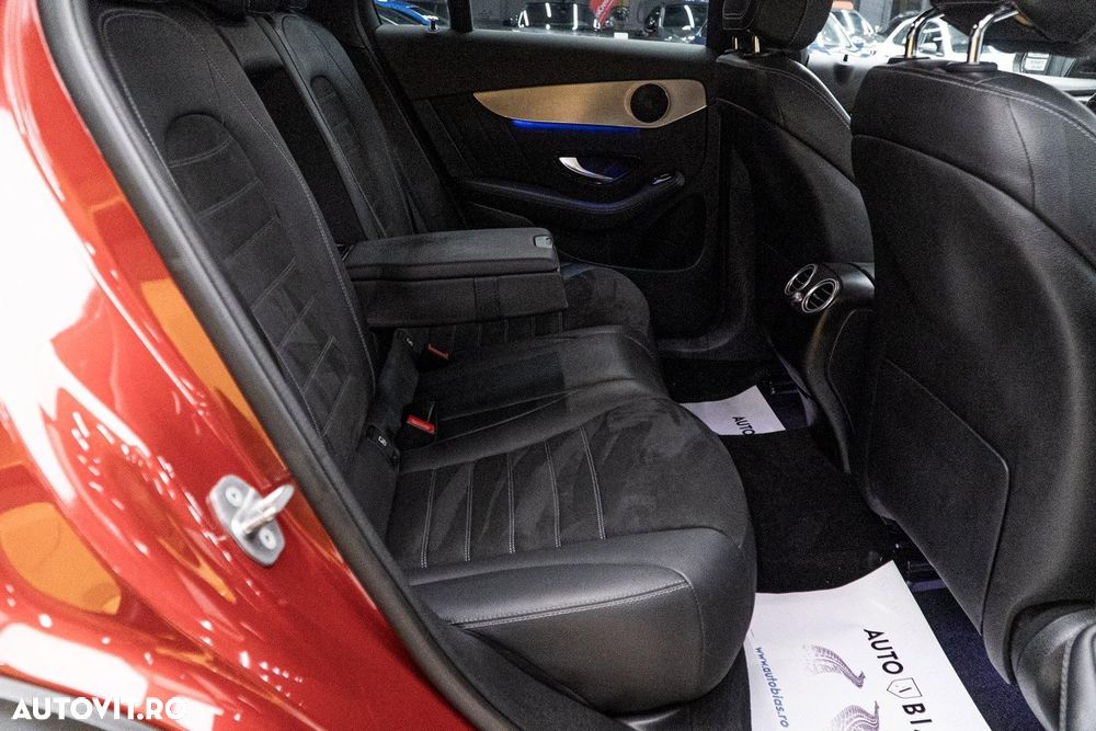 Mercedes-Benz GLC Coupe 300 4Matic 9G-TRONIC AMG Line Plus - 8