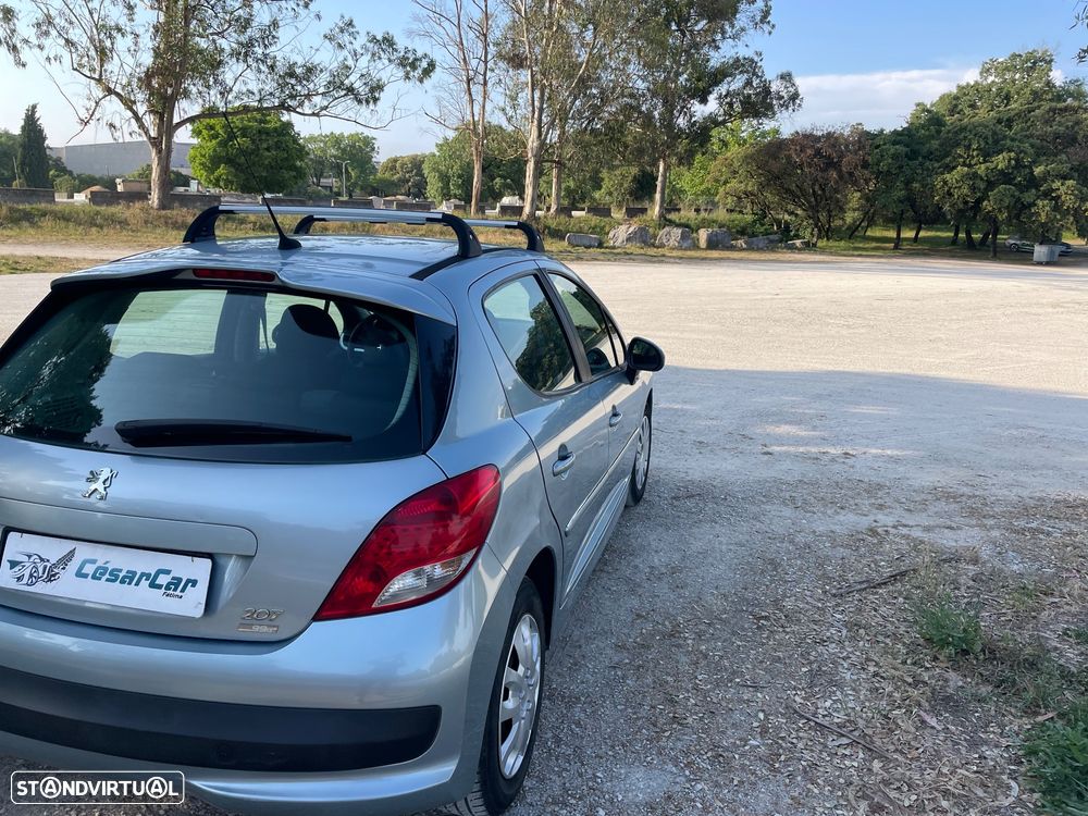 Peugeot 207 1.6 HDi Premium - 12