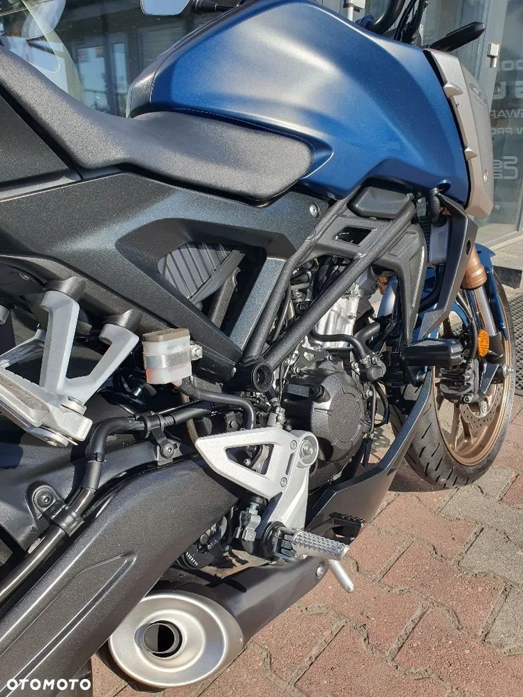 Honda CB - 35