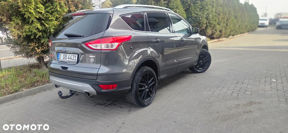 Ford Kuga 1.5 EcoBoost 2x4 Titanium - 14