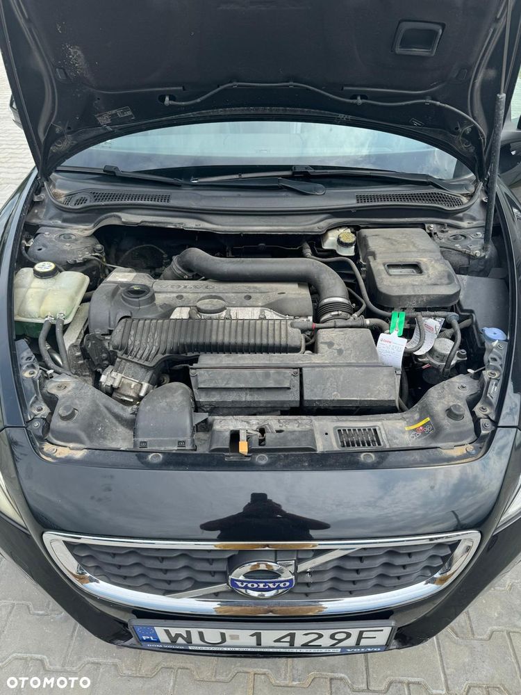 Volvo C70 T5 Momentum - 5