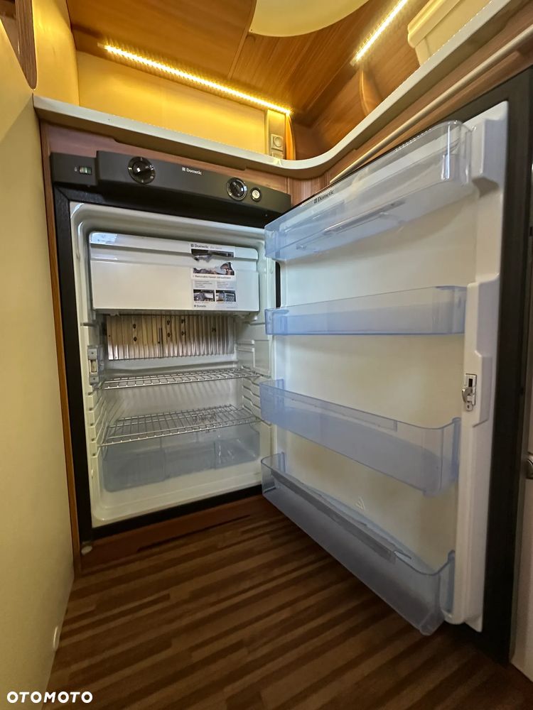 Adria ADORA 613 HT z przedsionkiem Isabella i napędem osi. RATY - 18