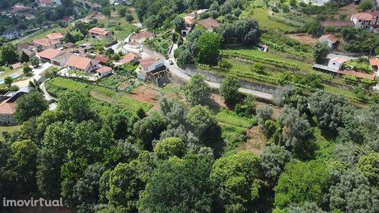 Moradia T2 para venda - Grande imagem: 2/18