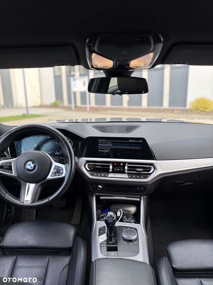 BMW Seria 3 318d mHEV M Sport - 11