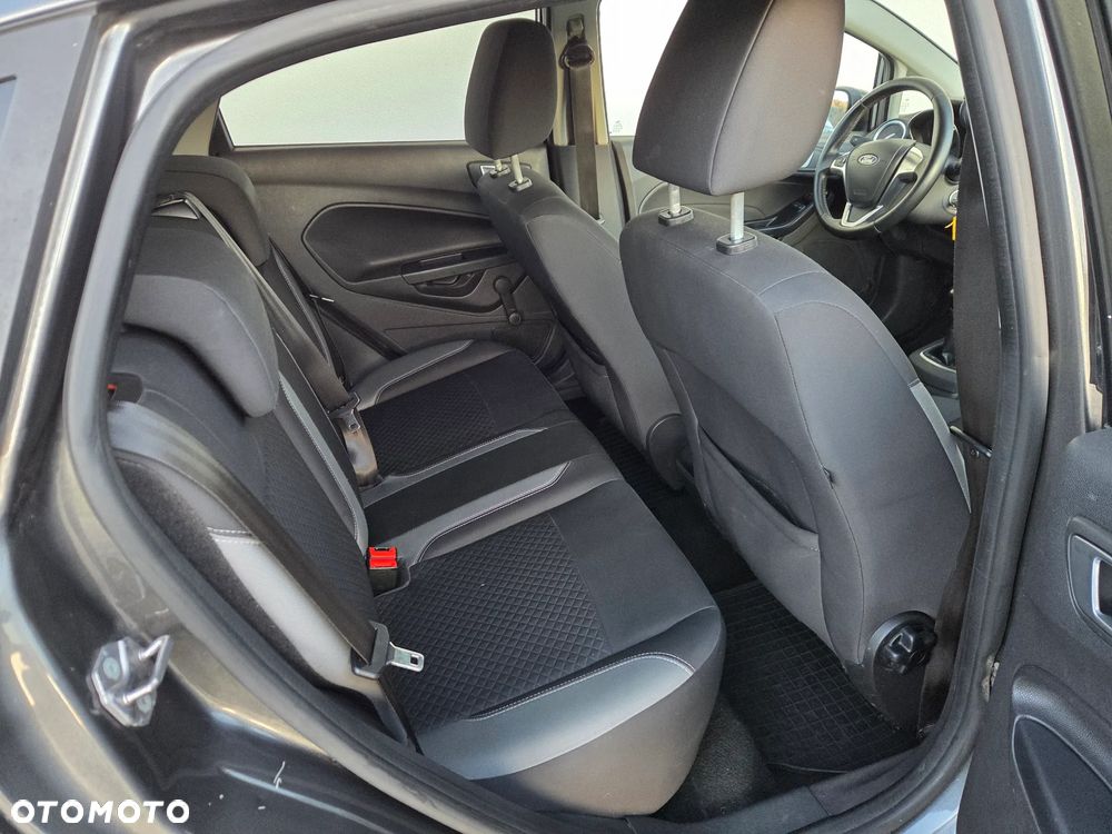 Ford Fiesta - 13