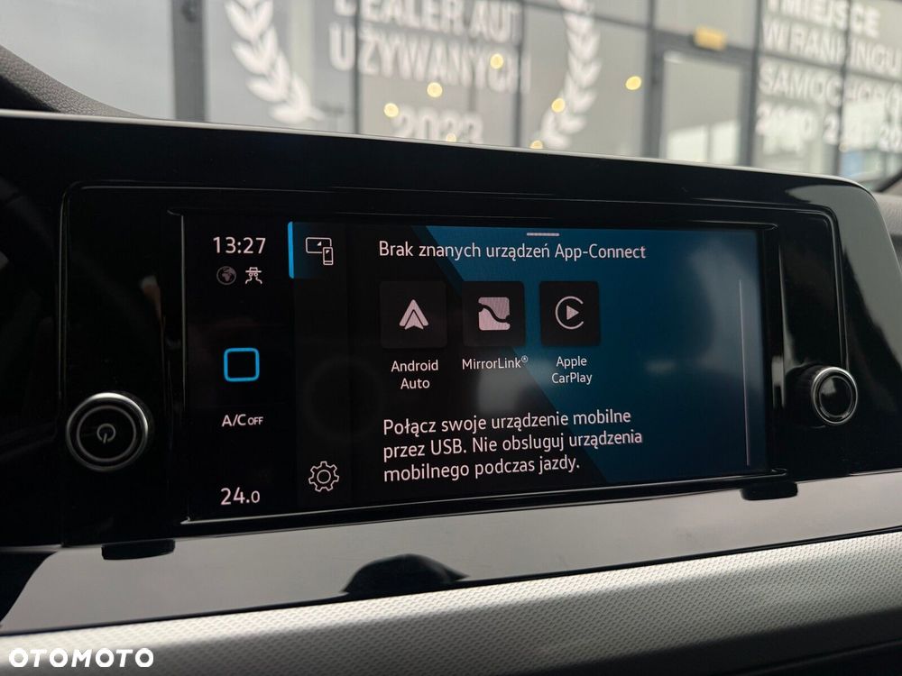 Volkswagen Golf - 30
