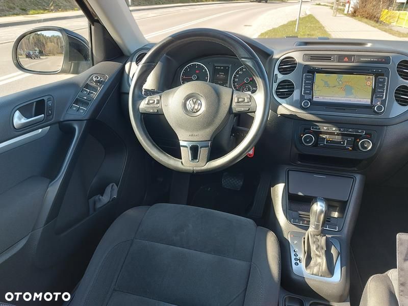Volkswagen Tiguan 2.0 TDI DPF 4Motion BlueMotion Technology DSG Sport & Style - 32