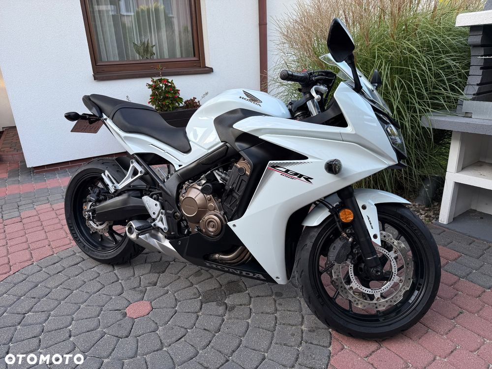 Honda CBR - 3