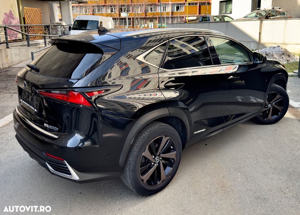 Lexus Seria NX 300h Executive Line - 4