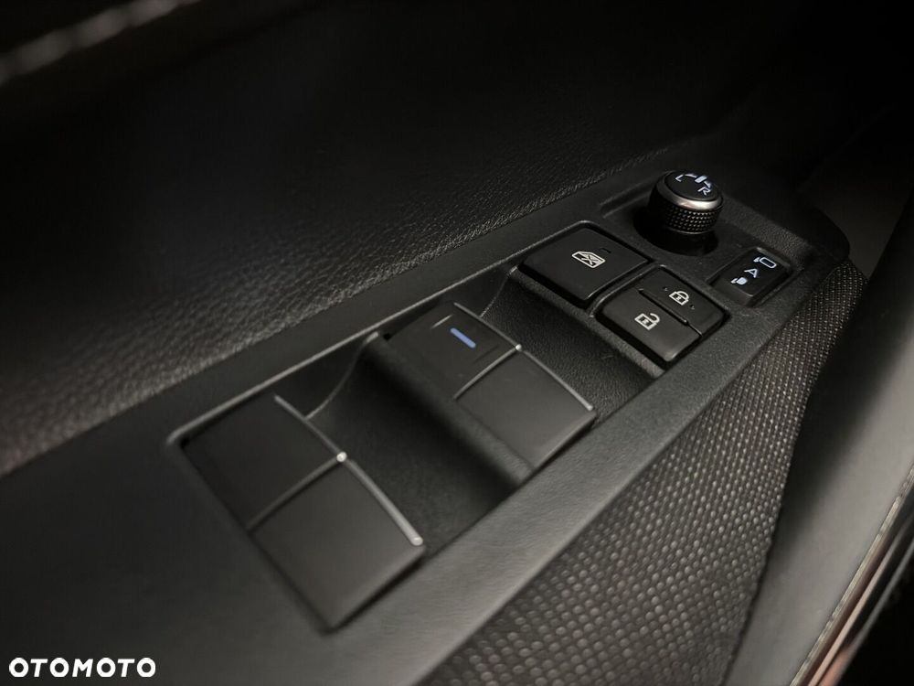Toyota Corolla - 21