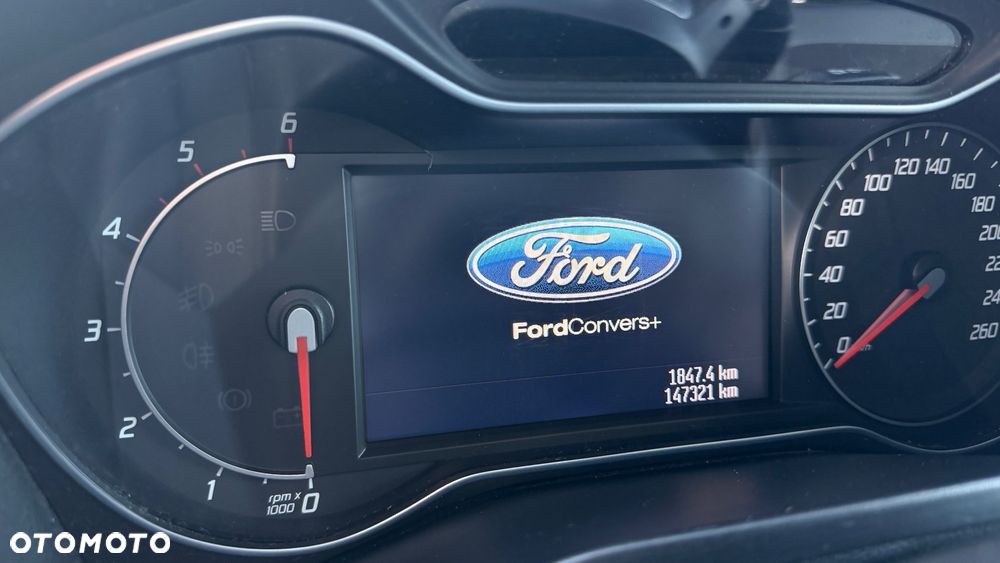 Ford Galaxy 2.2 TDCi DPF Titanium - 13