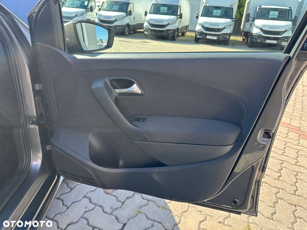 Volkswagen Polo 1.2 TSI Comfortline - 10