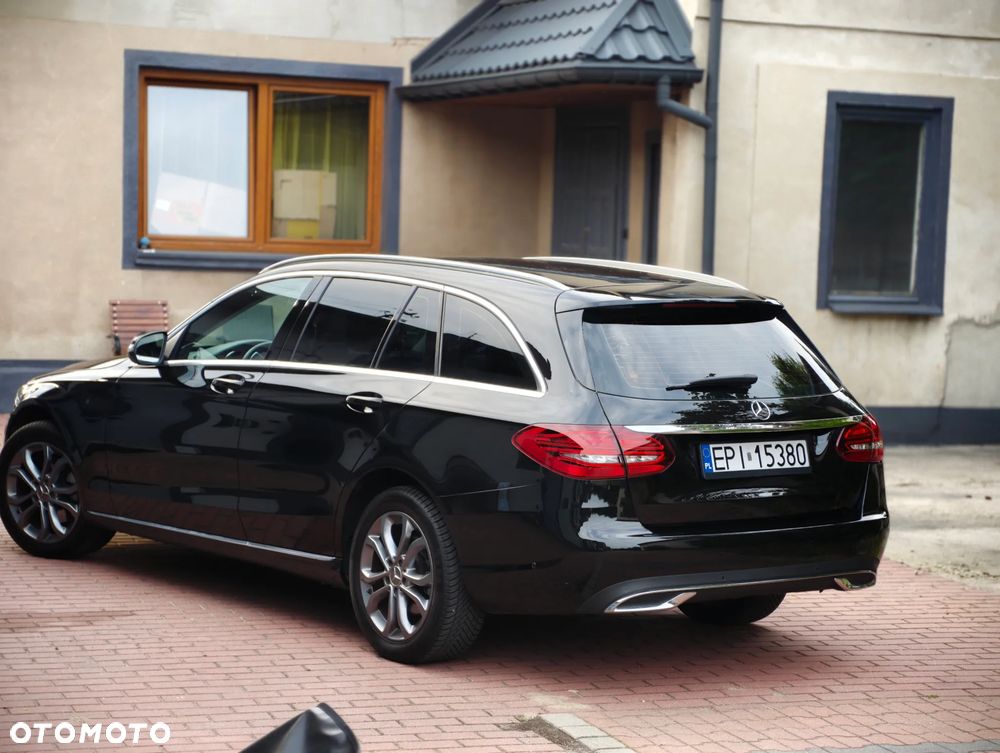 Mercedes-Benz Klasa C 220 d 9G-TRONIC - 22
