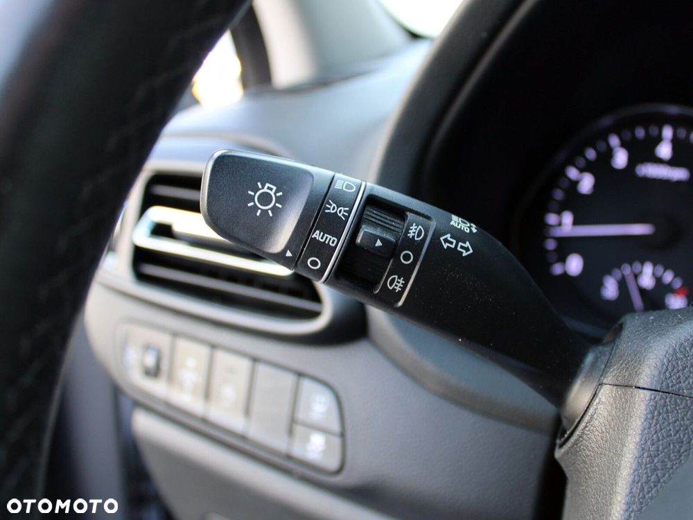 Hyundai i30 1.5 T-GDI 48V Smart - 28