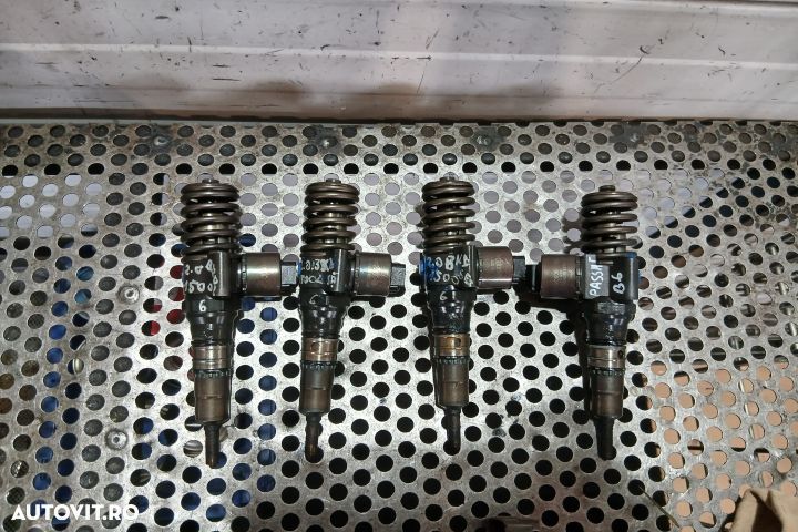 Set injectoare 036130073G 036130073G Volkswagen VW Passat B6 [2005 - - 1
