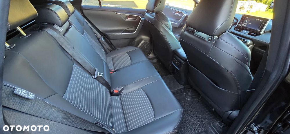 Toyota RAV4 - 13