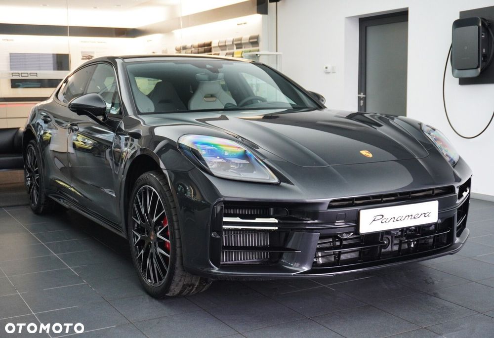 Porsche Panamera - 5