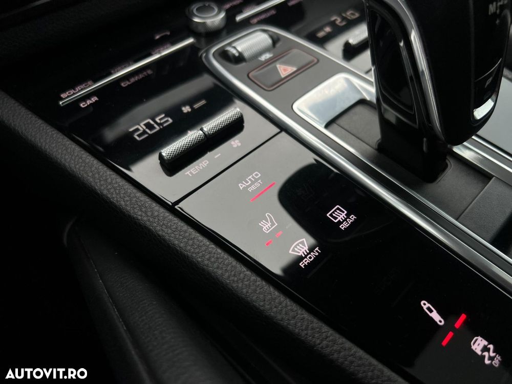 Porsche Cayenne E-Hybrid Tiptronic S - 36