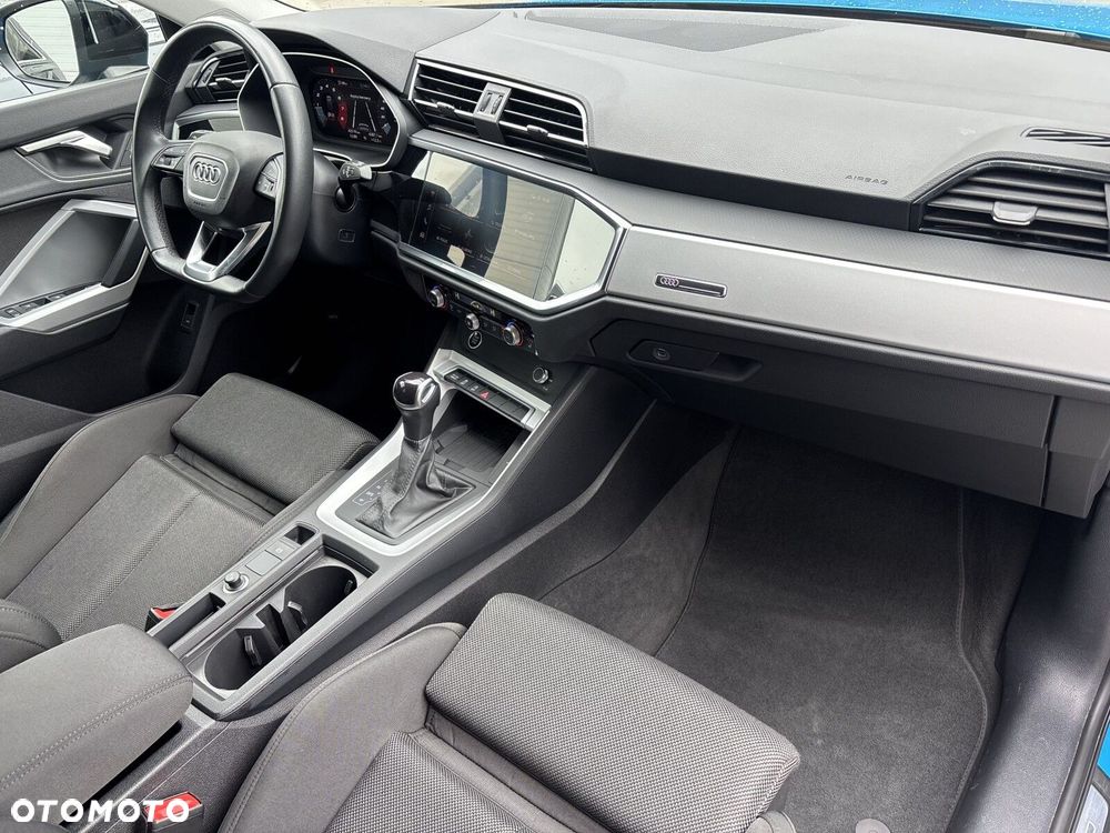 Audi Q3 Sportback - 31