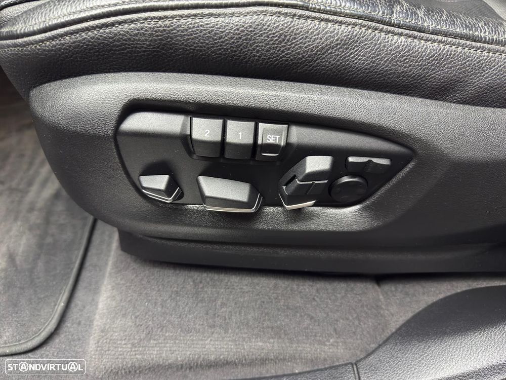 BMW X5 25 d sDrive Pack M - 52