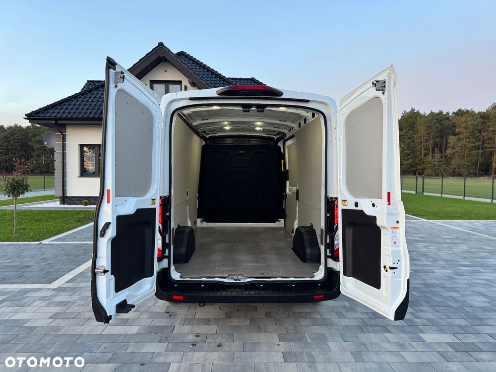 Ford Transit - 9