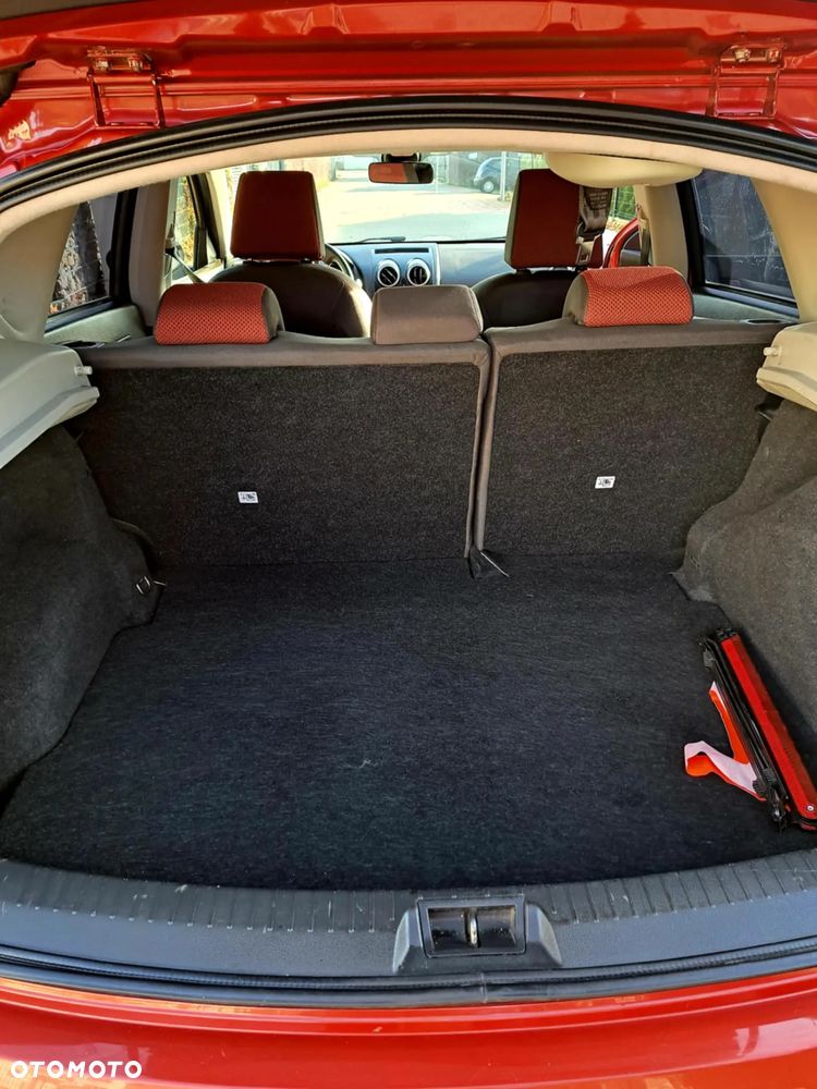 Nissan Qashqai 2.0 tekna - 16